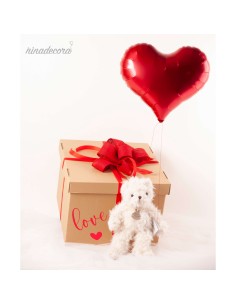 Caja Love, osito blanco, globo corazón helio