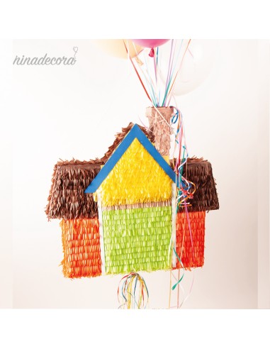 Piñata casita película Up